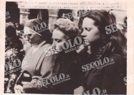 VITTIME DI PARTITO GIRALUCCI GRAZIANO MAZZOLA GIUSEPPE 9