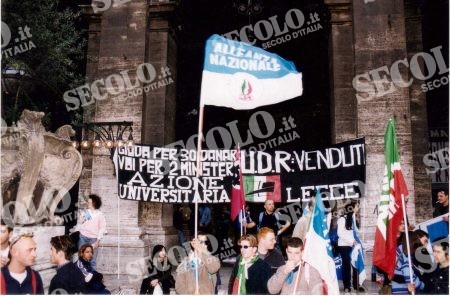 MOVIMENTI GIOVANILI AZIONE UNIVERSITARIA 1