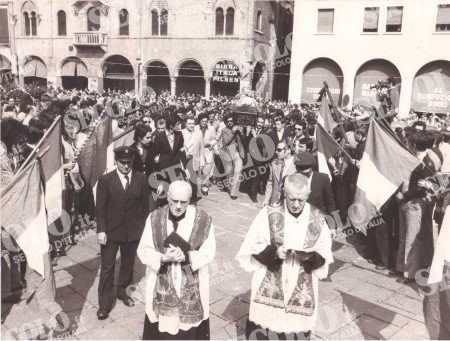 VITTIME DI PARTITO GIRALUCCI GRAZIANO MAZZOLA GIUSEPPE 5