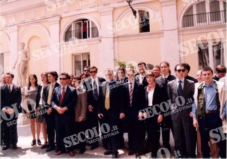 MOVIMENTI GIOVANILI AZIONE GIOVANI 25