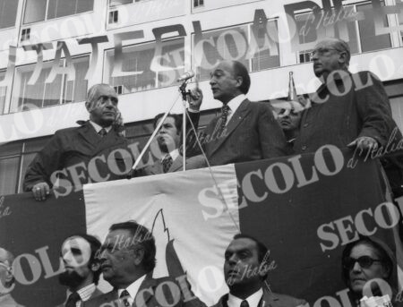 ELEZIONI COMIZI 108
