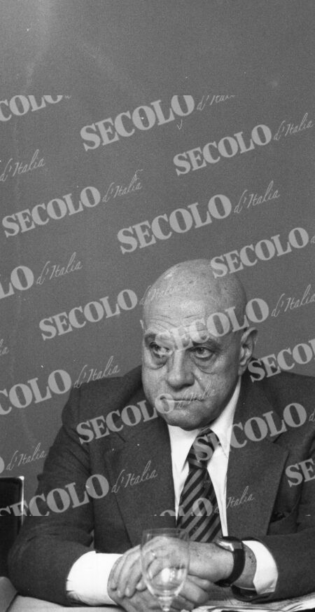 DE MARZIO ERNESTO 13