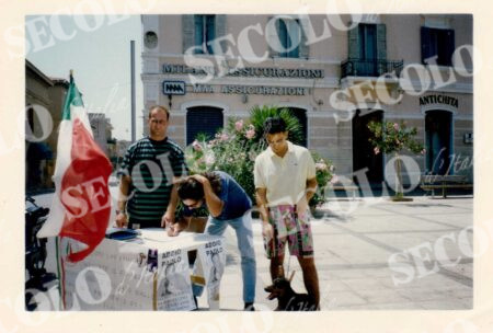 MANIFESTAZIONI PUBBLICHE TERRITORIO- RACCOLTA FIRME 28