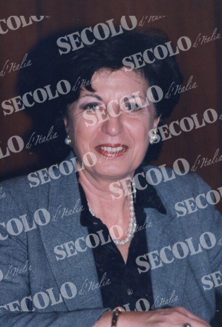 POLI BORTONE ADRIANA 11