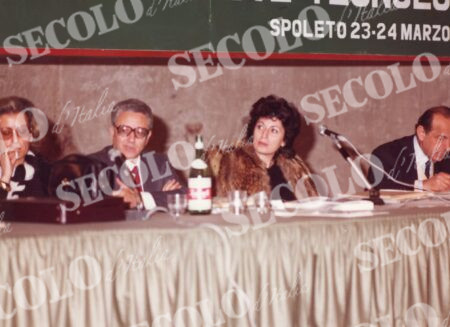 POLI BORTONE ADRIANA 13