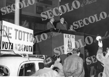 ELEZIONI COMIZI 117