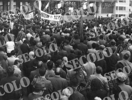 MANIFESTAZIONI PUBBLICHE PROTESTE 22