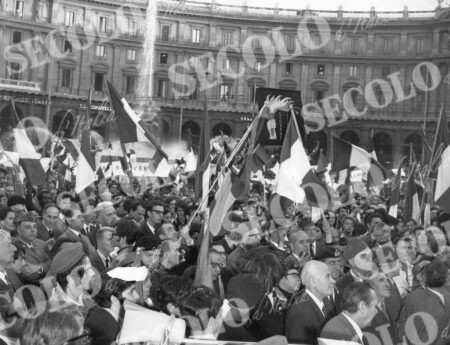 ELEZIONI COMIZI 324