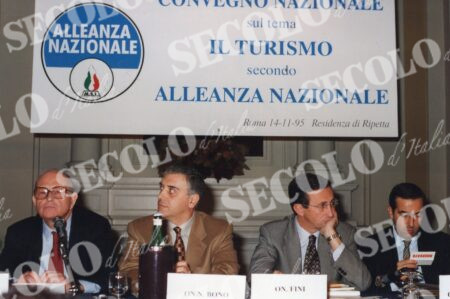 EVENTI DI PARTITO CONVEGNI 139
