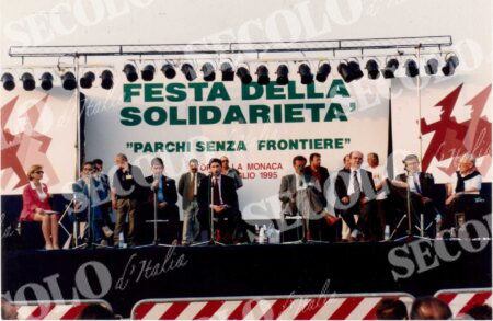 MANIFESTAZIONI PUBBLICHE ARGOMENTI VARI 12